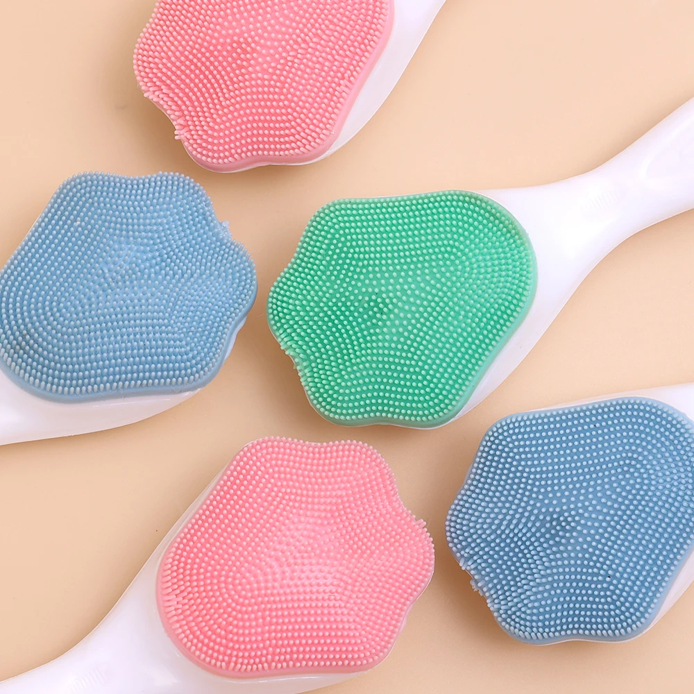 Patte de Velours — Velvet Paw Cleansing Brush