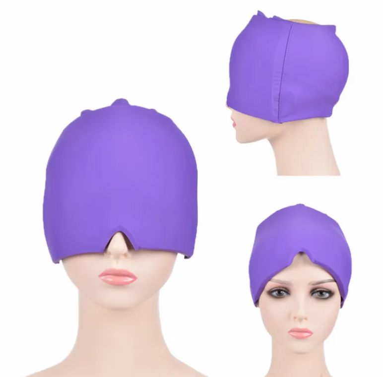 Bonnet en gel Cocon Détente violet présenté sur mannequin, trois vues